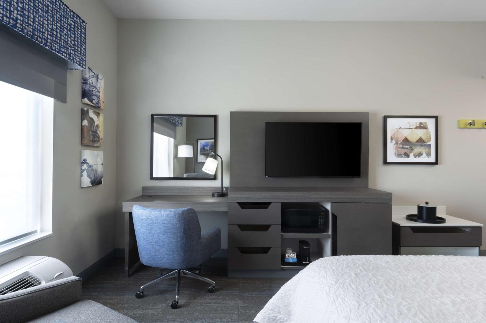 Saint Charles Hampton Inn & Suites St Charles Old Town Area, Mo מראה חיצוני תמונה